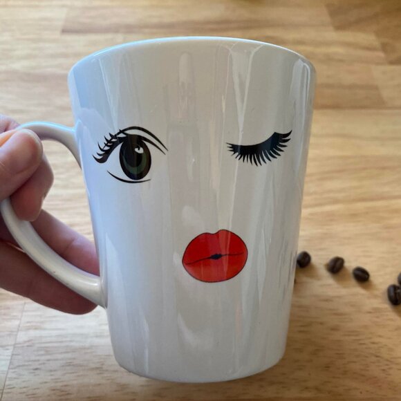 Lady Mug - Picture 3 of 3